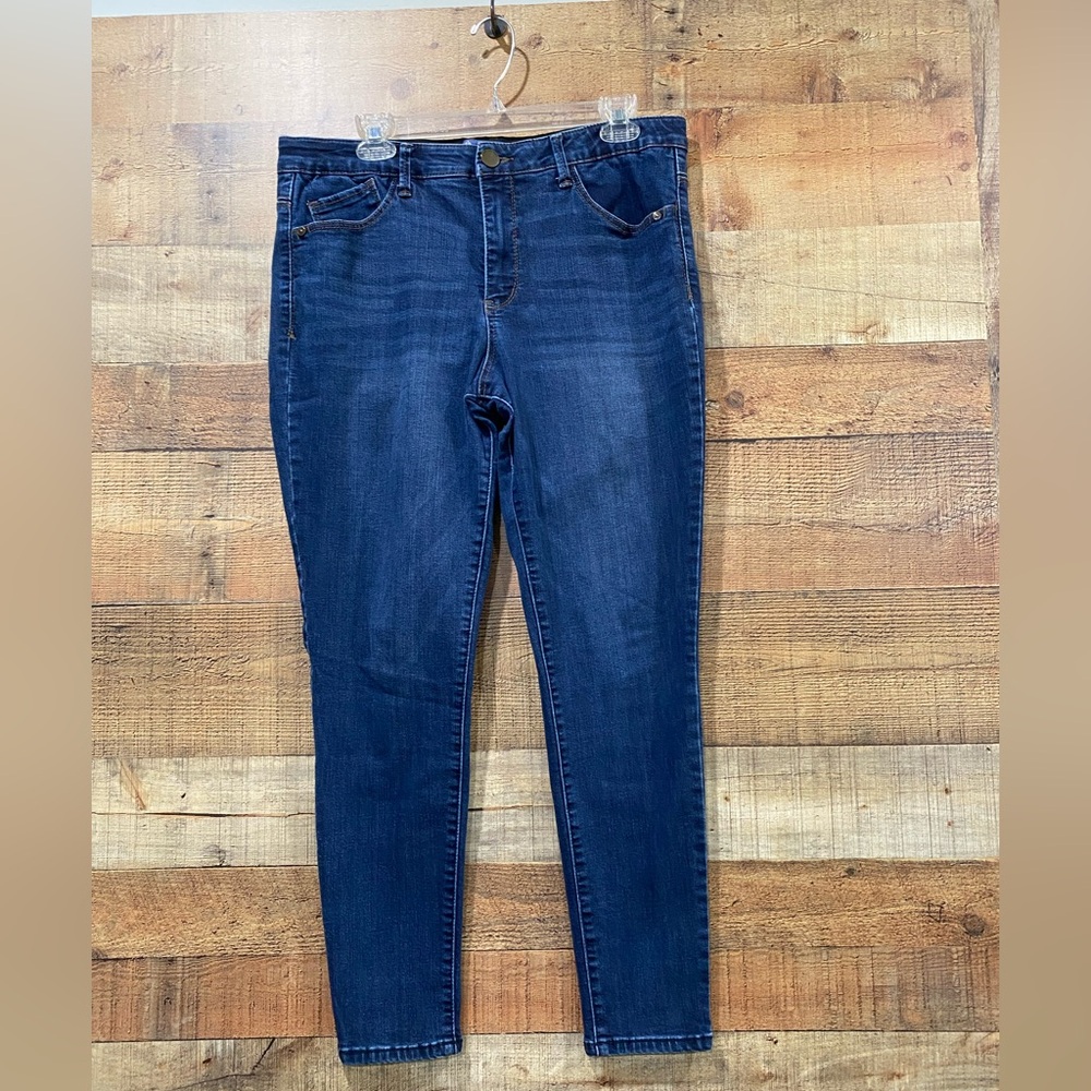 Democracy Absolution Women's Deep Indigo Slimming Jeans Size 12